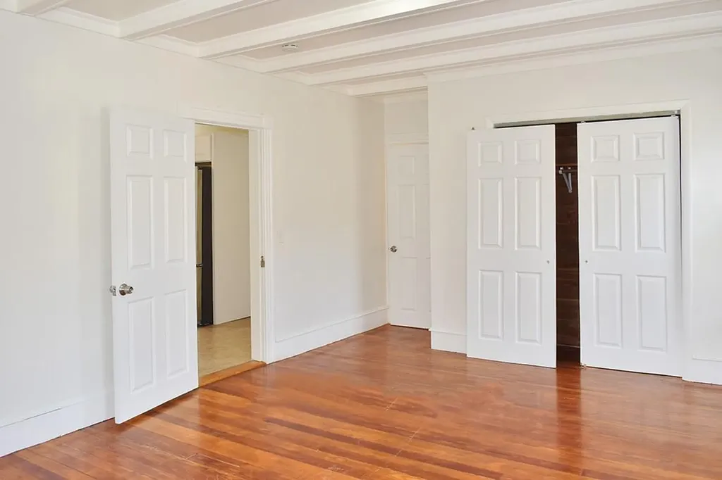 504 506 Oaklawn Avenue Cranston RI 02920