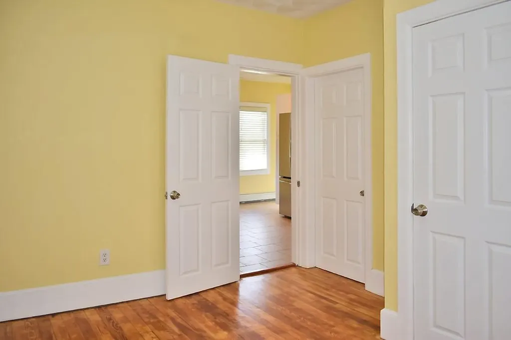 504 506 Oaklawn Avenue Cranston RI 02920