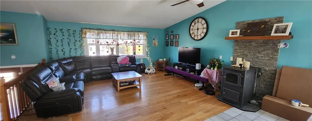 423 Metacom Avenue Bristol RI 02809