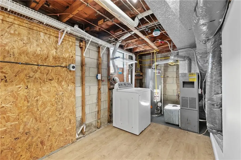 145 Mishnock Road West Greenwich RI 02817