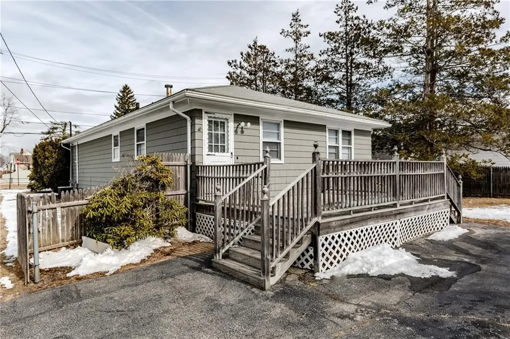 304 Legion Way Cranston RI 02910