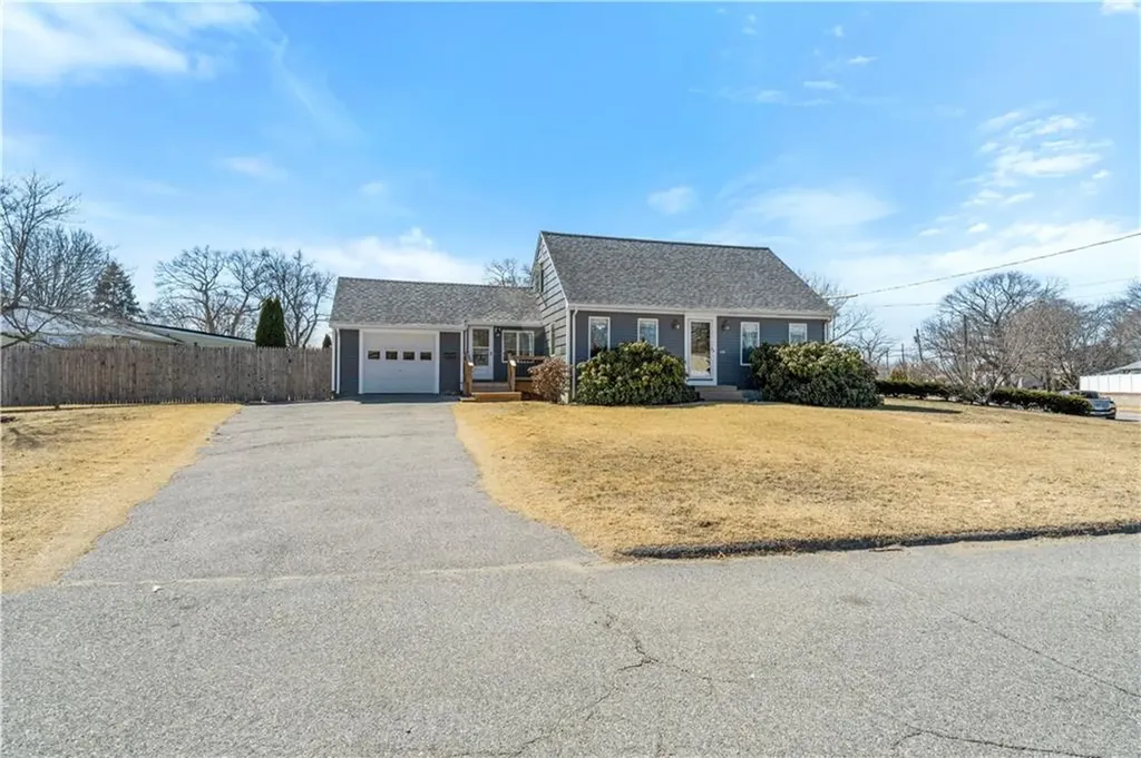 69 Julian Road Warwick RI 02889