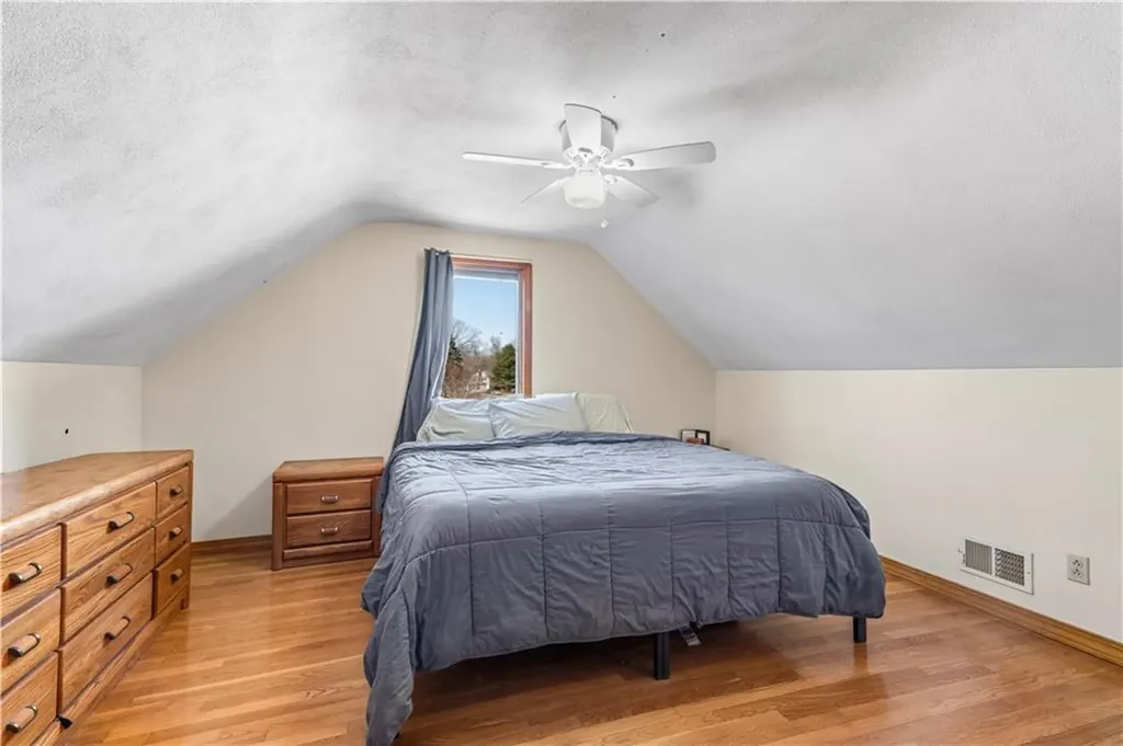 69 Julian Road Warwick RI 02889