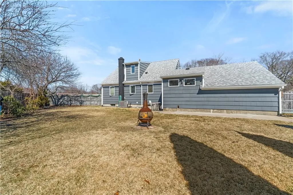 69 Julian Road Warwick RI 02889