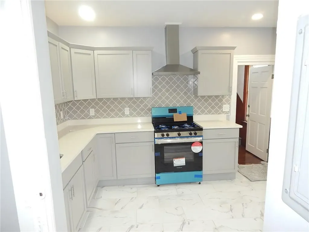 1234 Elmwood Avenue Providence RI 02907