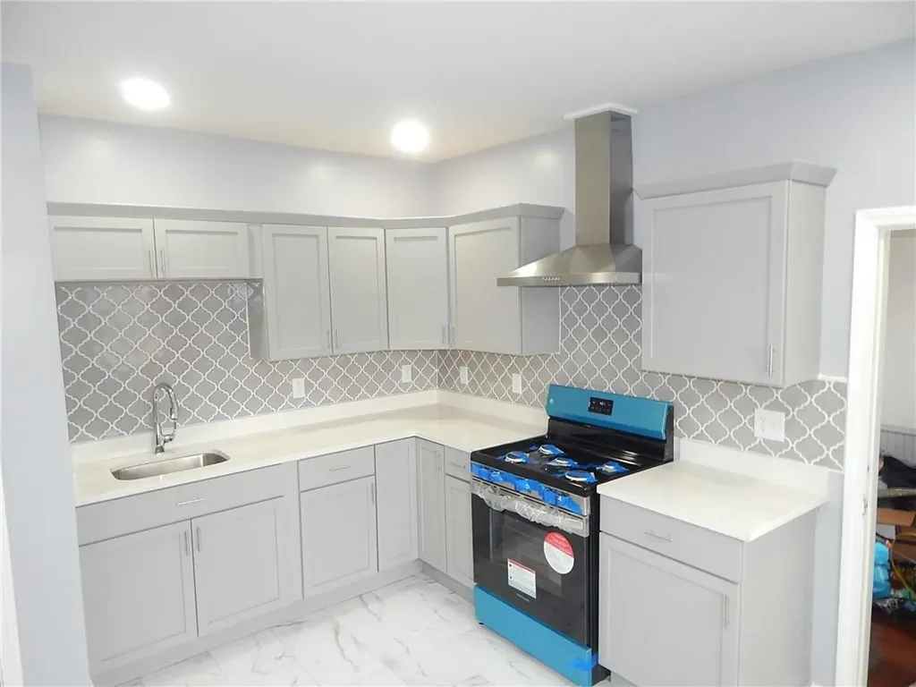 1234 Elmwood Avenue Providence RI 02907
