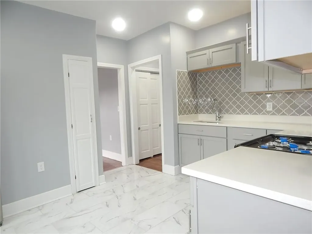 1234 Elmwood Avenue Providence RI 02907