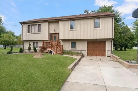 9 Barbato Drive Johnston RI 02919