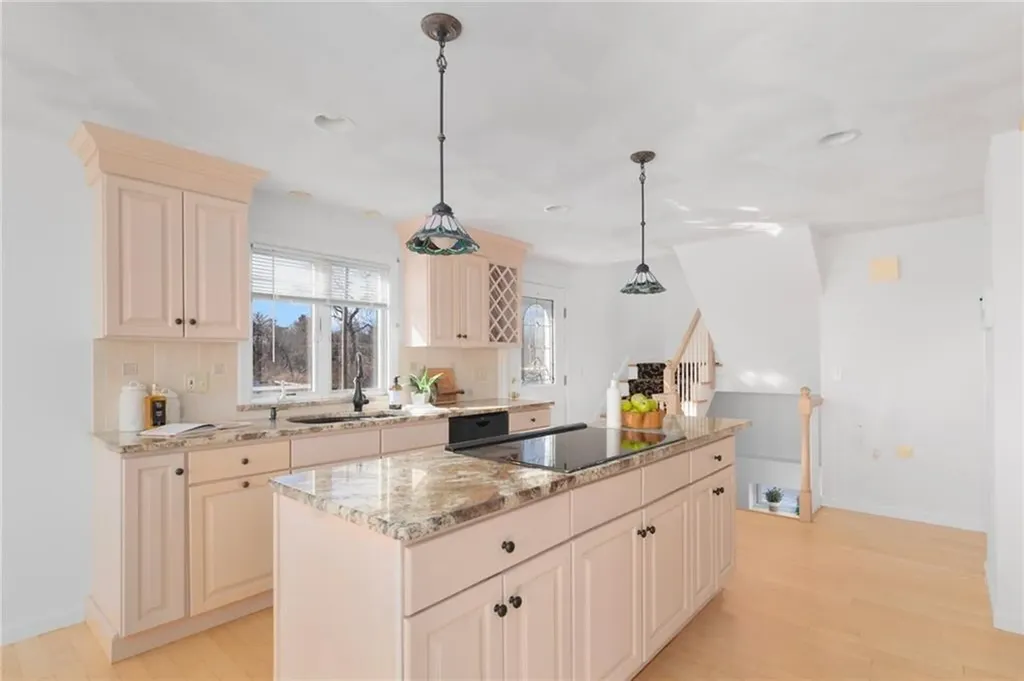 182 South Jerry Cove Road South Kingstown RI 02879