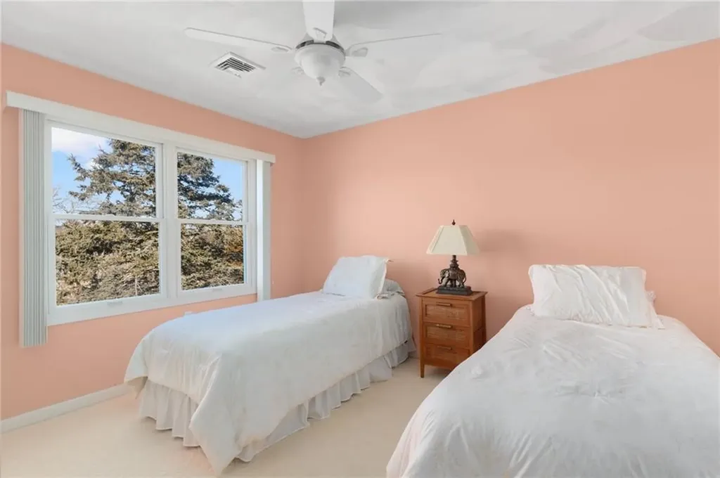 182 South Jerry Cove Road South Kingstown RI 02879