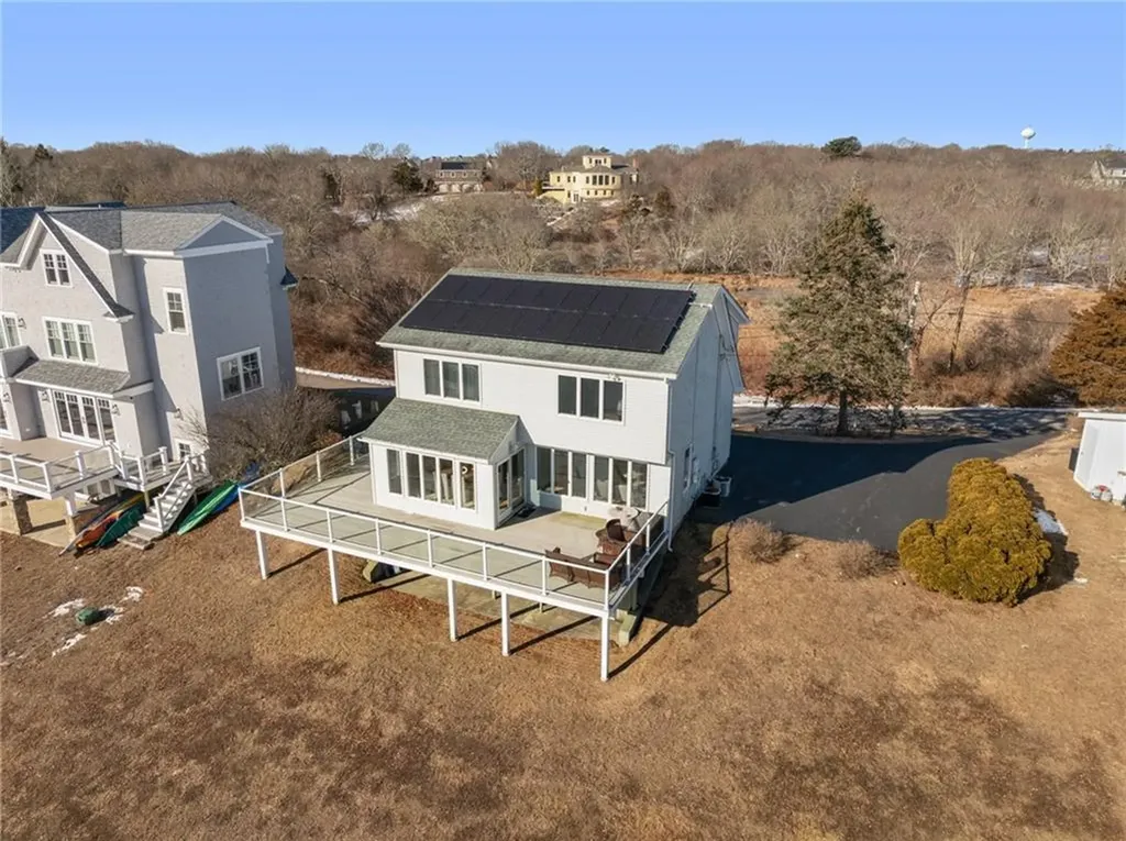 182 South Jerry Cove Road South Kingstown RI 02879