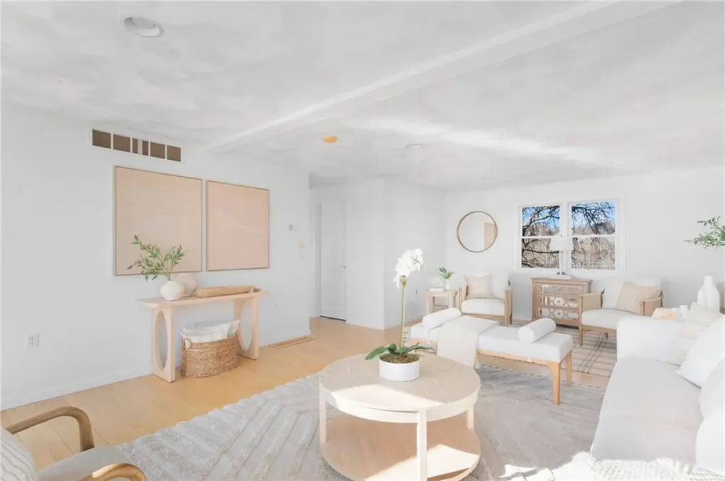 182 South Jerry Cove Road South Kingstown RI 02879