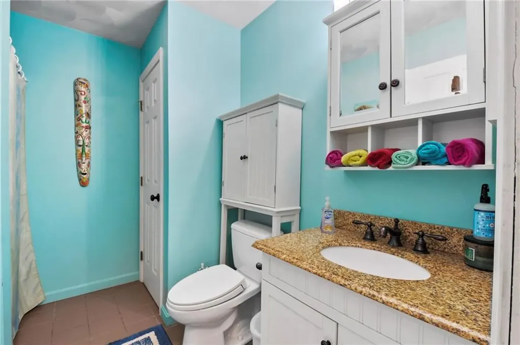 12 Matthew Court Warren RI 02885