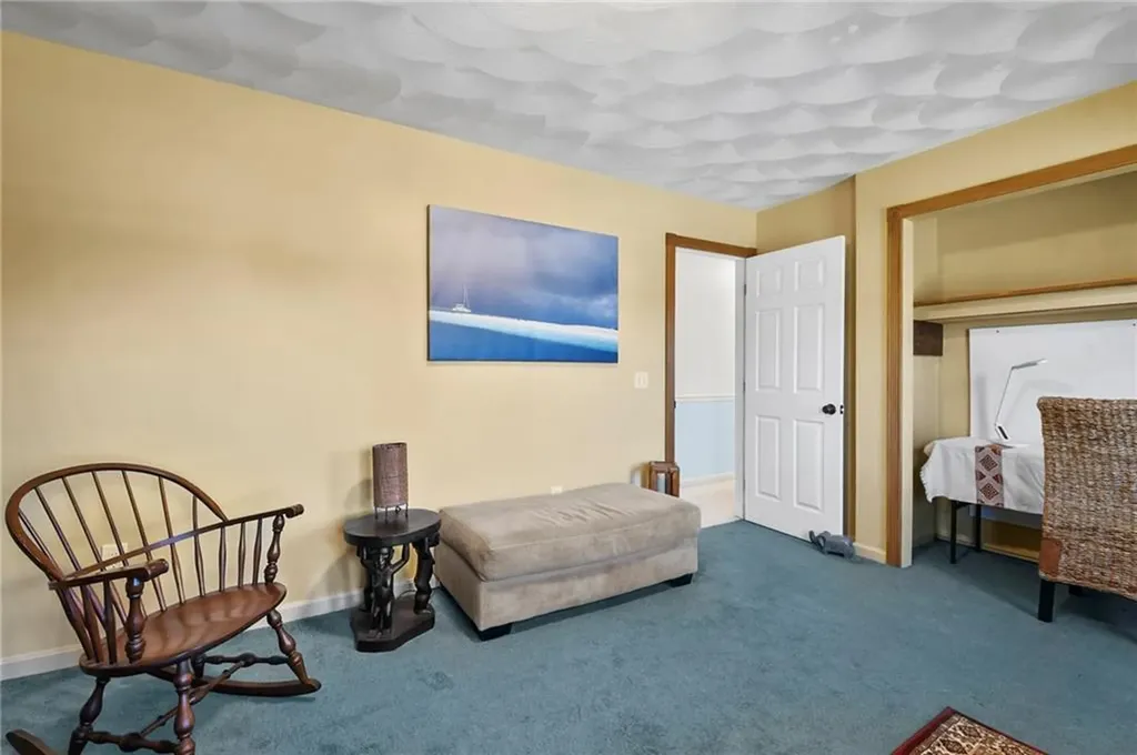 12 Matthew Court Warren RI 02885