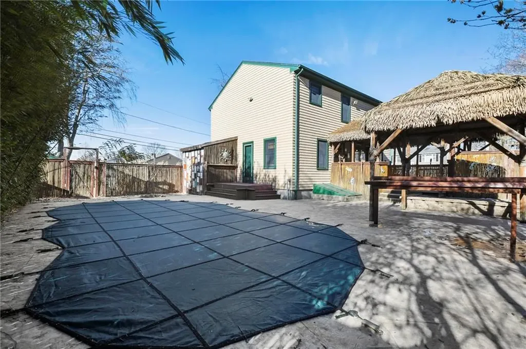 12 Matthew Court Warren RI 02885