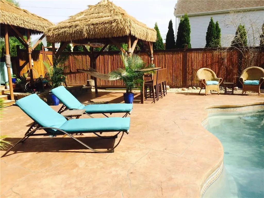 12 Matthew Court Warren RI 02885