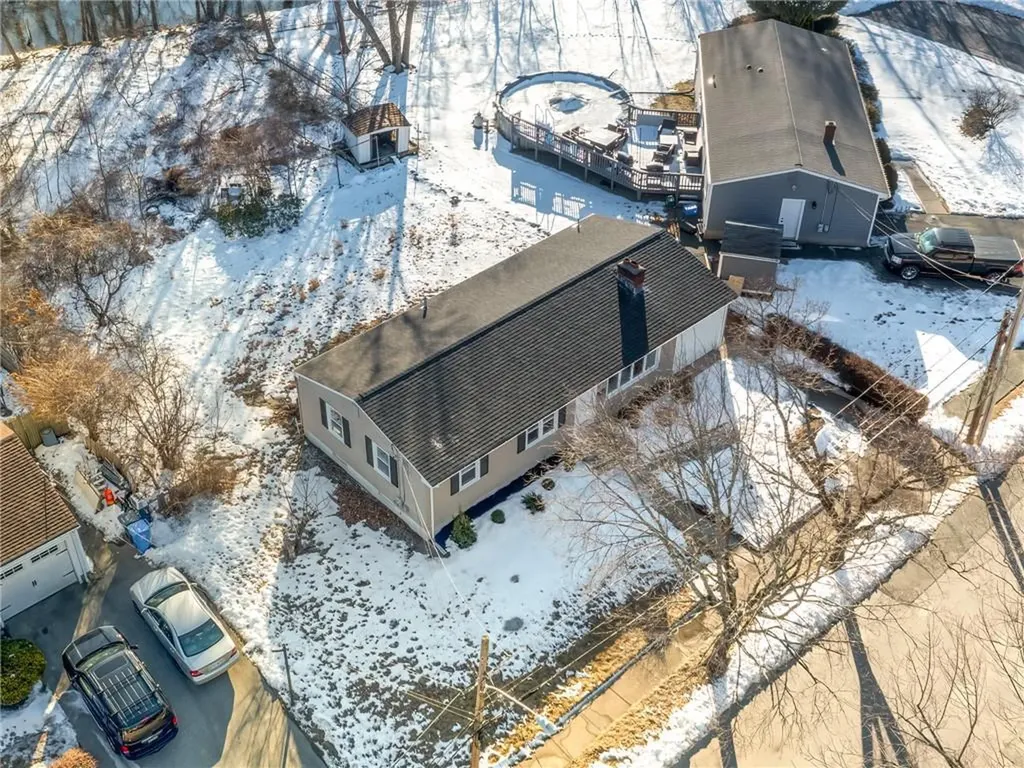 11 Amanda Court Cranston RI 02920