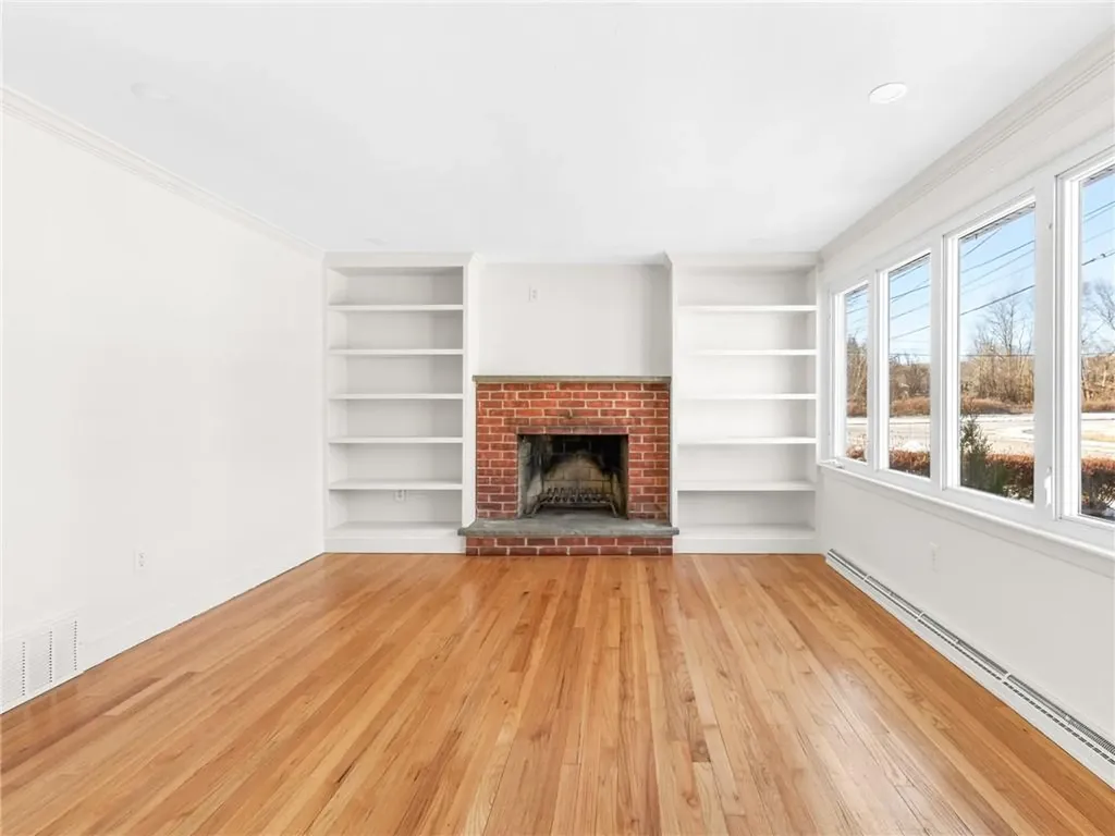 11 Amanda Court Cranston RI 02920