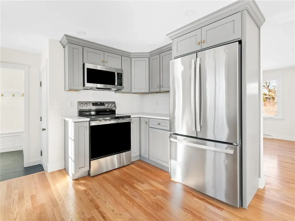 11 Amanda Court Cranston RI 02920