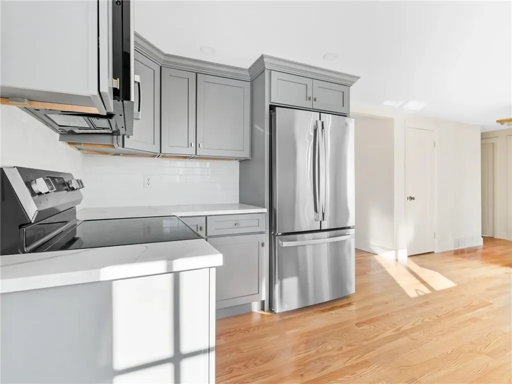 11 Amanda Court Cranston RI 02920