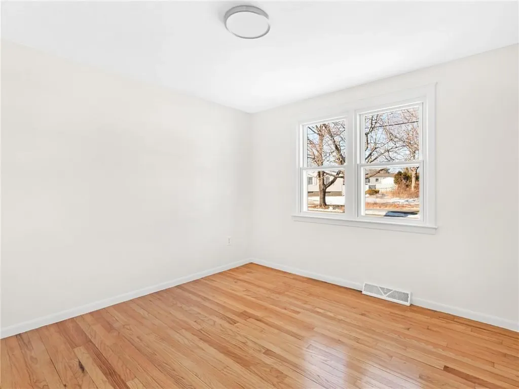 11 Amanda Court Cranston RI 02920