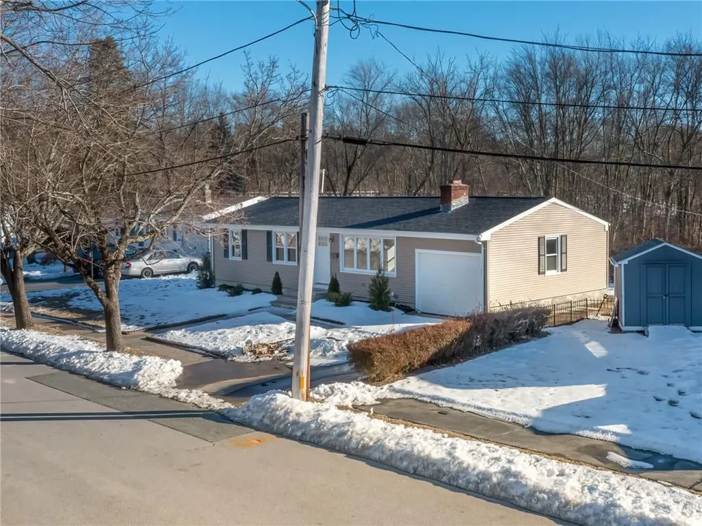 11 Amanda Court Cranston RI 02920