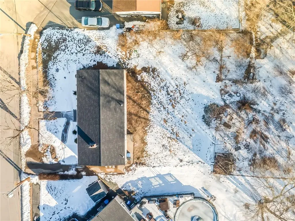 11 Amanda Court Cranston RI 02920