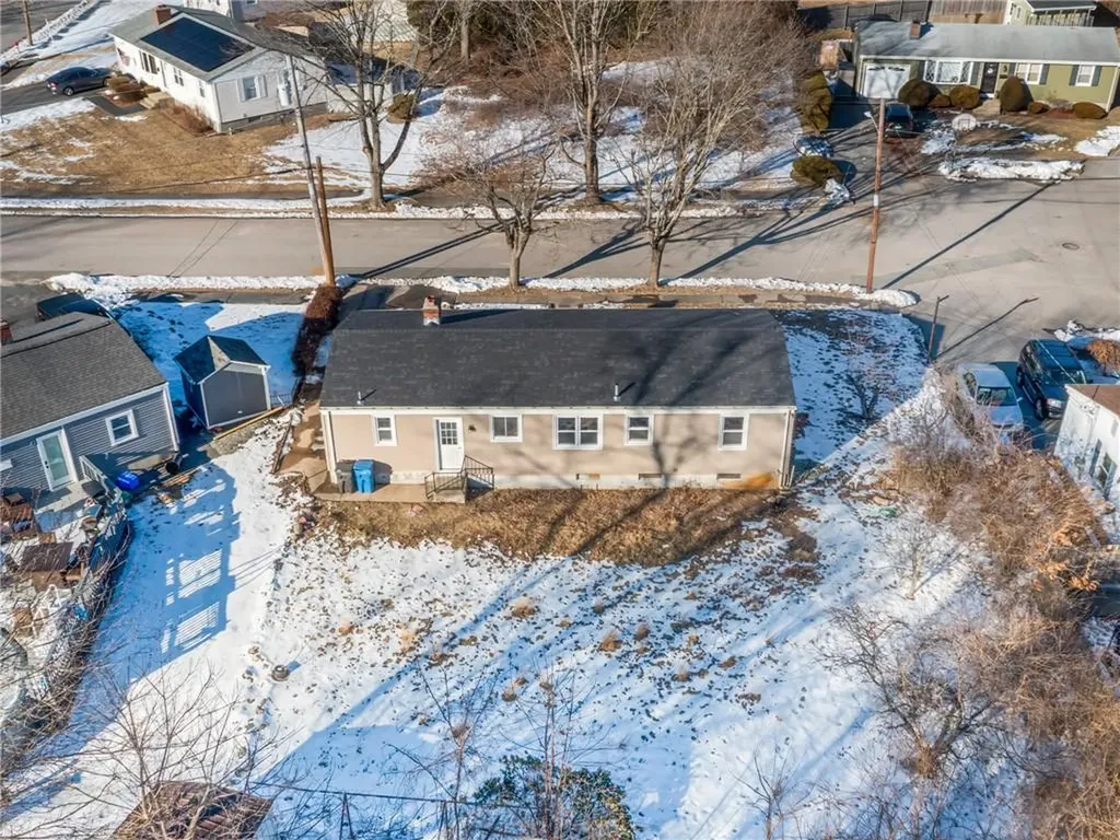 11 Amanda Court Cranston RI 02920