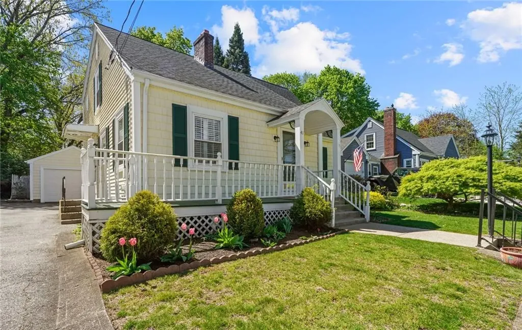 41 River Road Lincoln RI 02865
