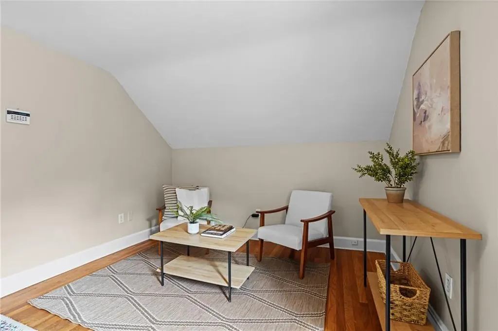 41 River Road Lincoln RI 02865
