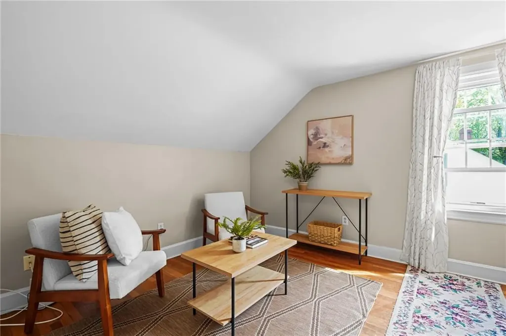 41 River Road Lincoln RI 02865