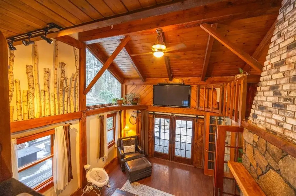 115 Jackson Schoolhouse Road Glocester RI 02814