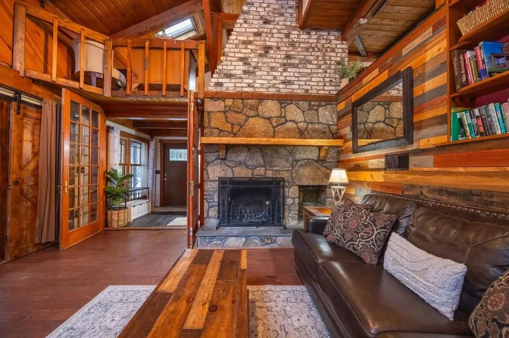 115 Jackson Schoolhouse Road Glocester RI 02814