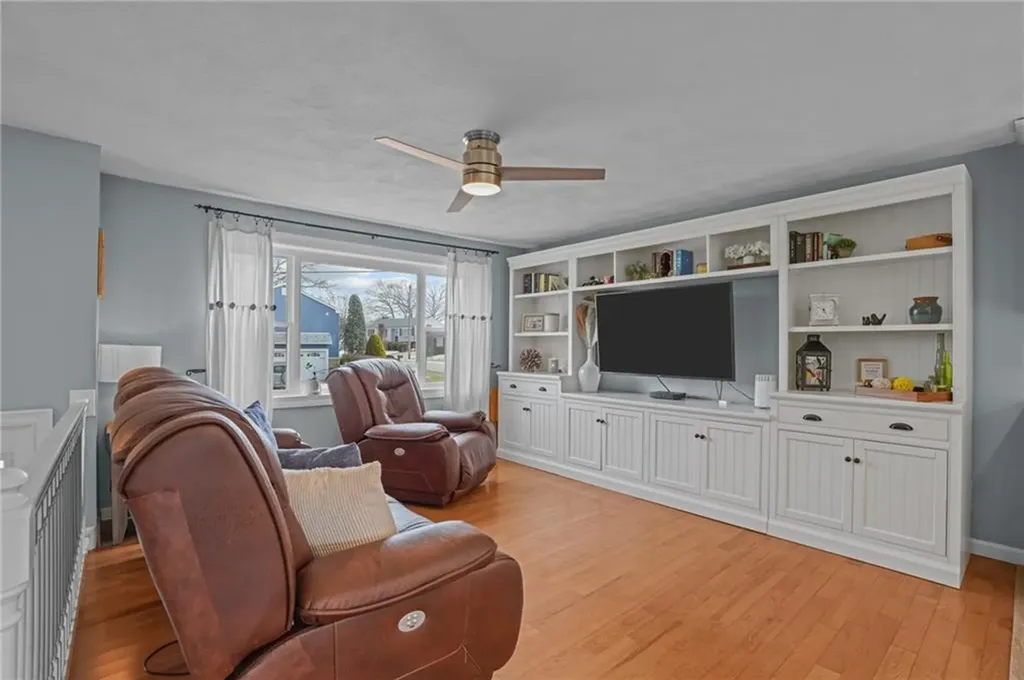 56 Verdant Drive Cranston RI 02920