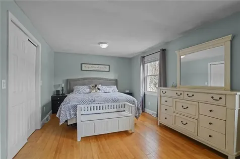 56 Verdant Drive Cranston RI 02920