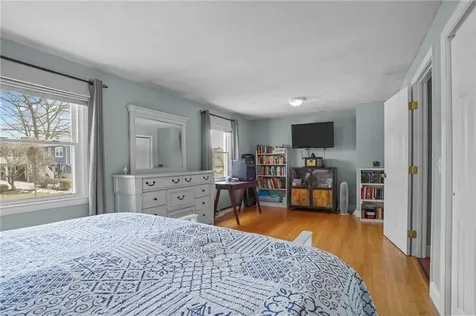 56 Verdant Drive Cranston RI 02920