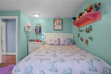 56 Verdant Drive Cranston RI 02920