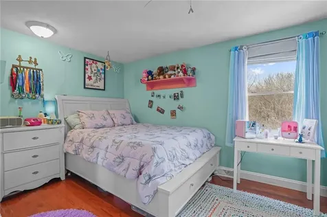 56 Verdant Drive Cranston RI 02920