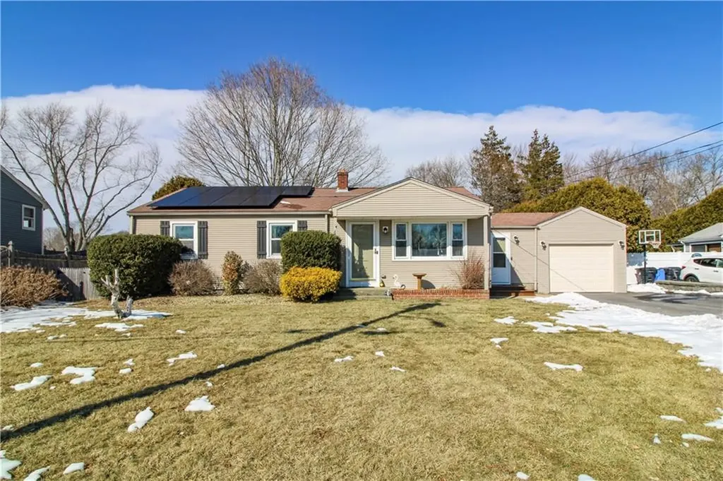 60 Country Hill Road Cumberland RI 02864
