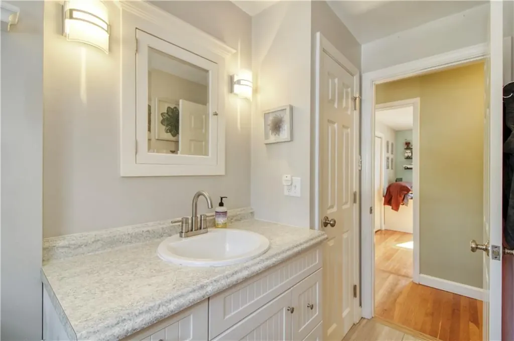 60 Country Hill Road Cumberland RI 02864