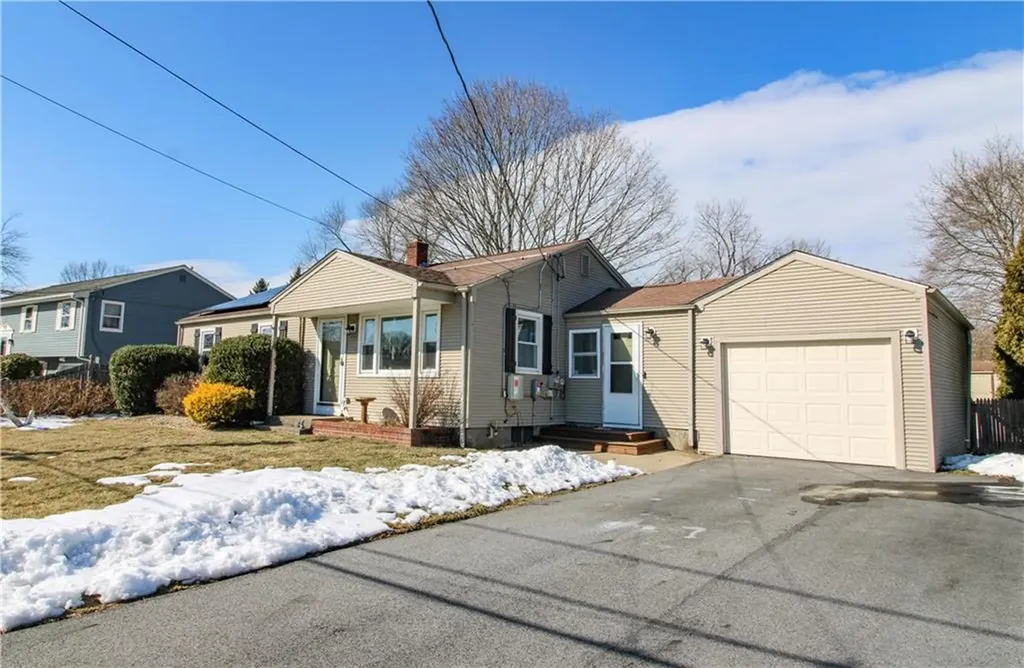 60 Country Hill Road Cumberland RI 02864