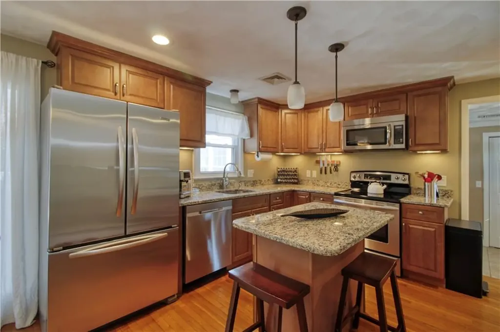 60 Country Hill Road Cumberland RI 02864