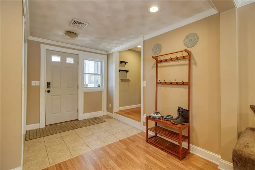 60 Country Hill Road Cumberland RI 02864