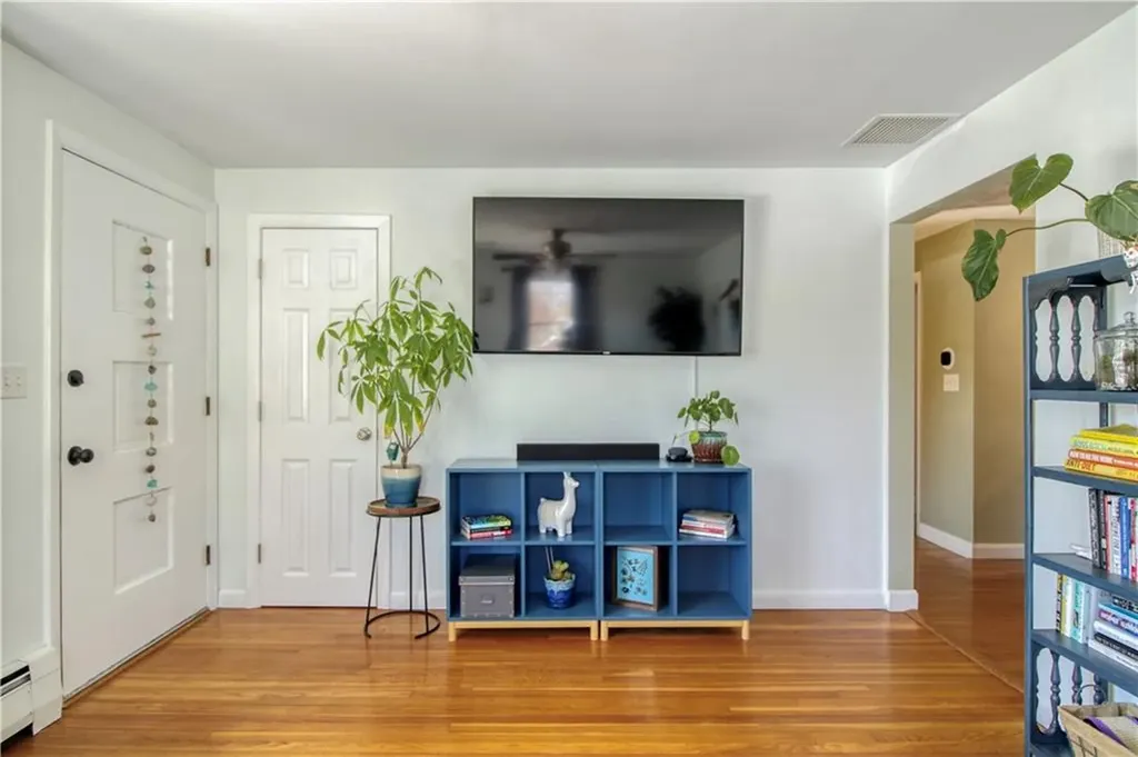 60 Country Hill Road Cumberland RI 02864