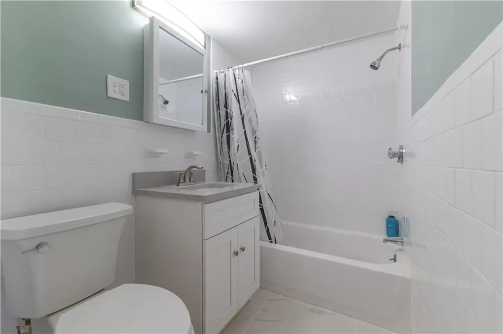 54 Morris Avenue Pawtucket RI 02860