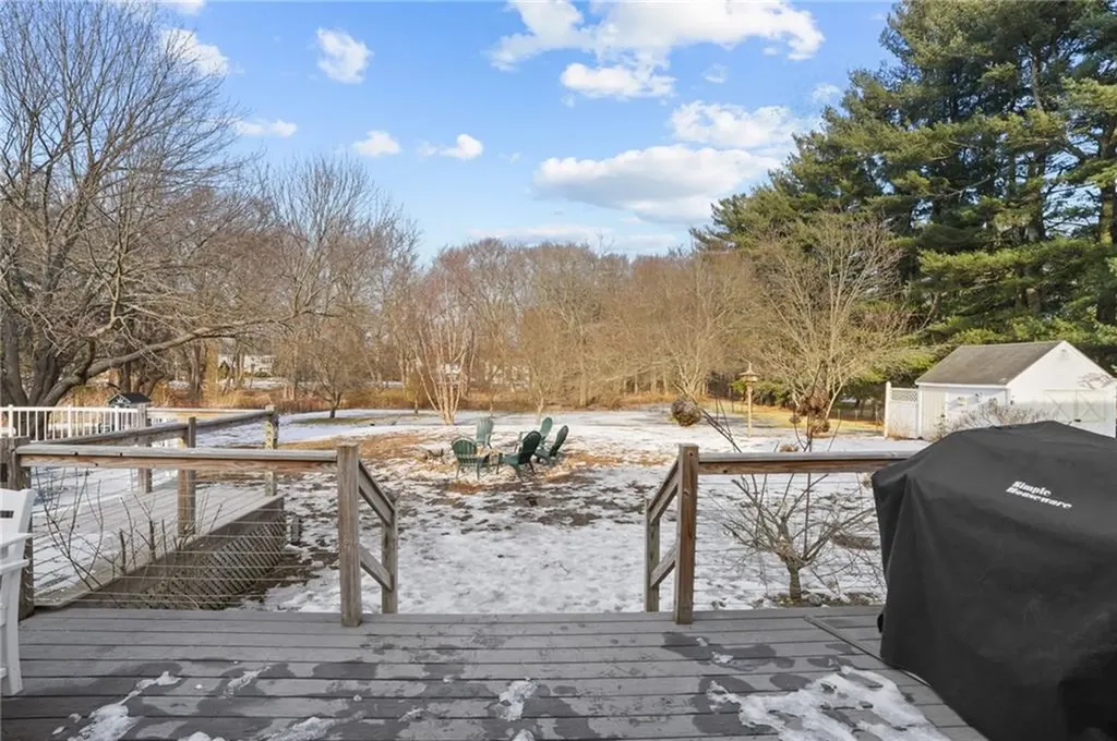 2794 Warwick Avenue Warwick RI 02889