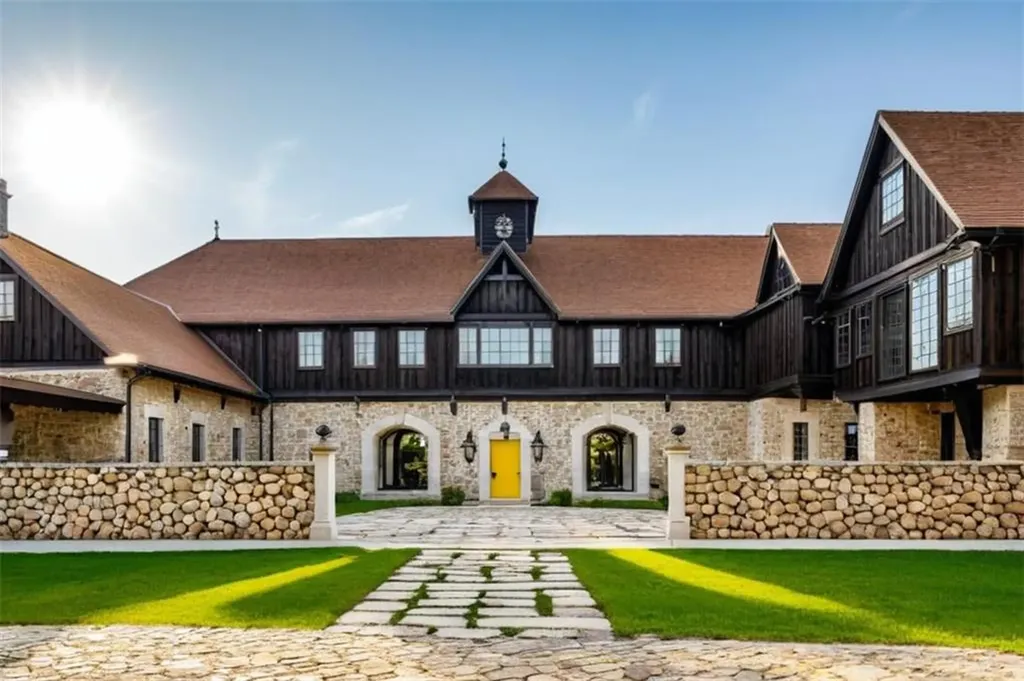 173 Coggeshall Avenue Newport RI 02840