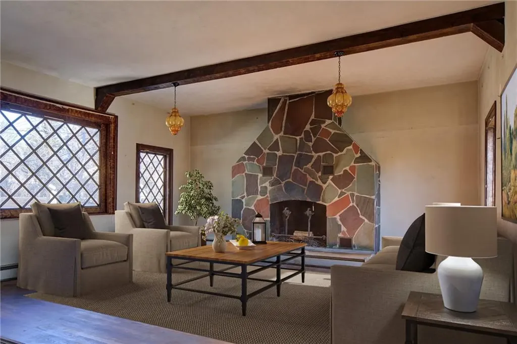 173 Coggeshall Avenue Newport RI 02840