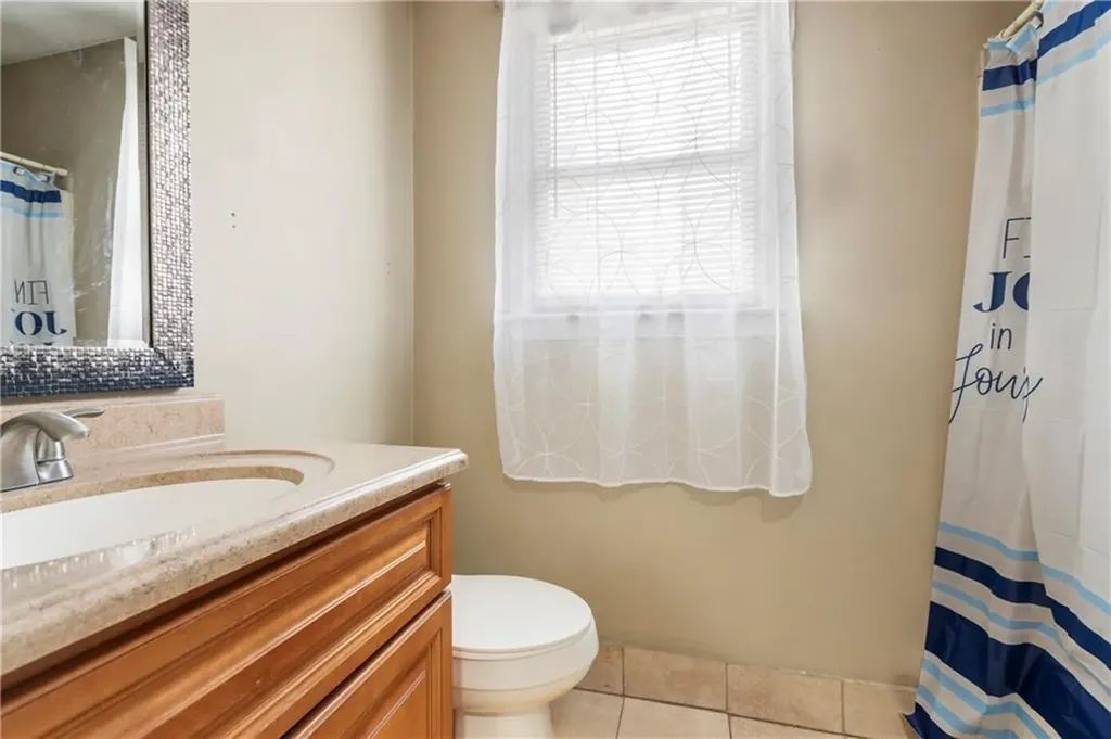 35 37 Seneca Avenue Pawtucket RI 02860