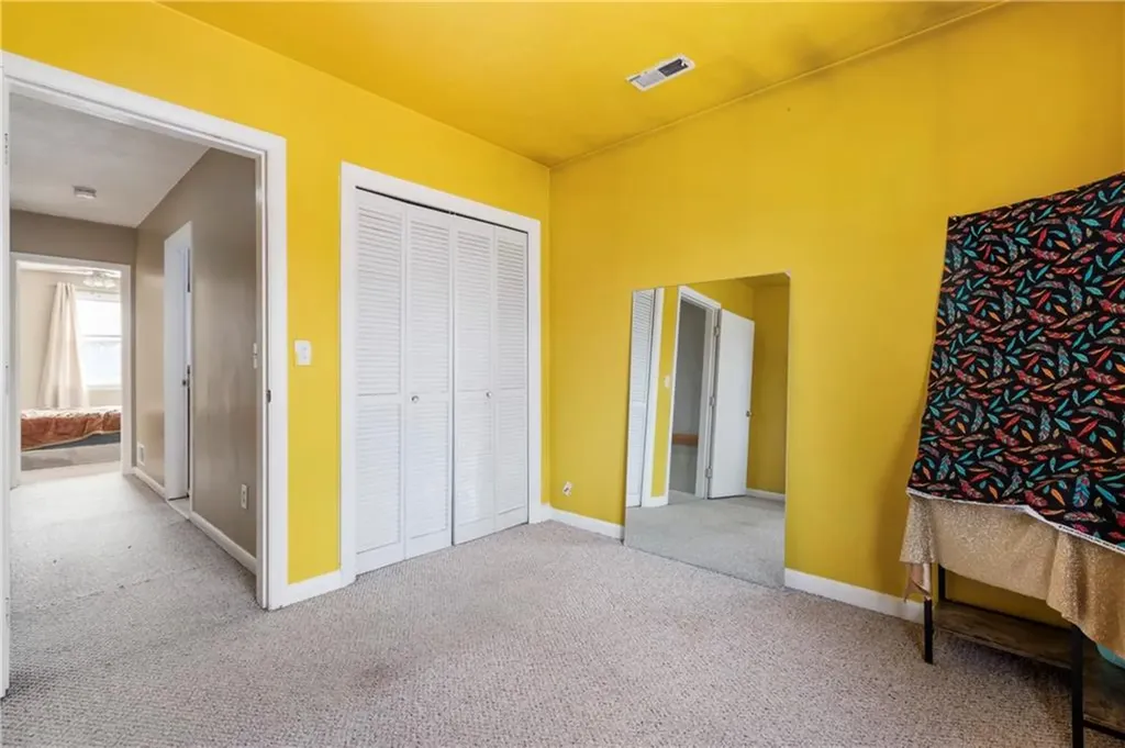 35 37 Seneca Avenue Pawtucket RI 02860